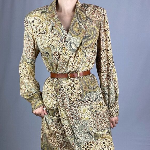 100% silk vintage long sleeve button down wrap dress. Neutral earth tin colours - Picture 10 of 13